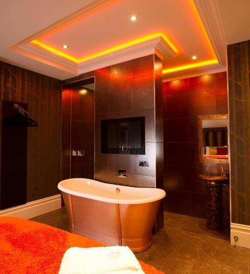 Mode Breck Apartments