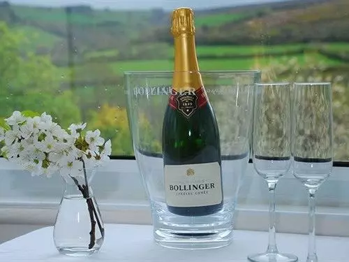 Dunkery Beacon Country House