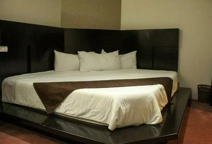 Hotel Cancalli Business & Suites