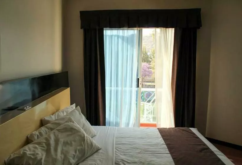 Hotel Cancalli Business & Suites