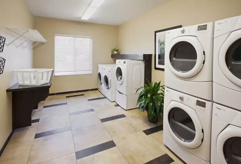 בית מלון כפרי Candlewood Suites Cotulla, An Ihg