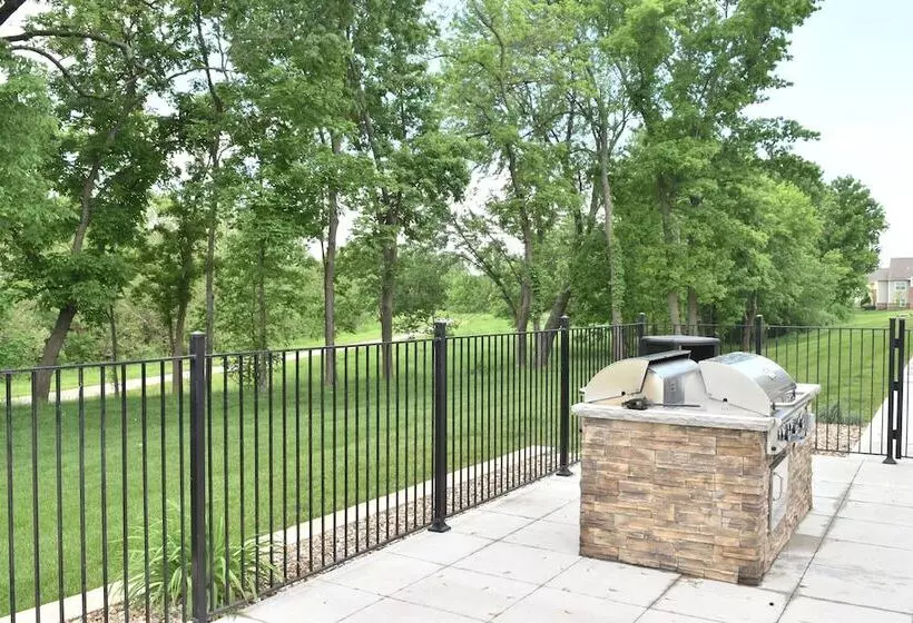 호텔 Candlewood Suites Independence, An Ihg