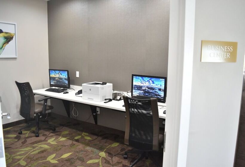 فندق Candlewood Suites Independence, An Ihg