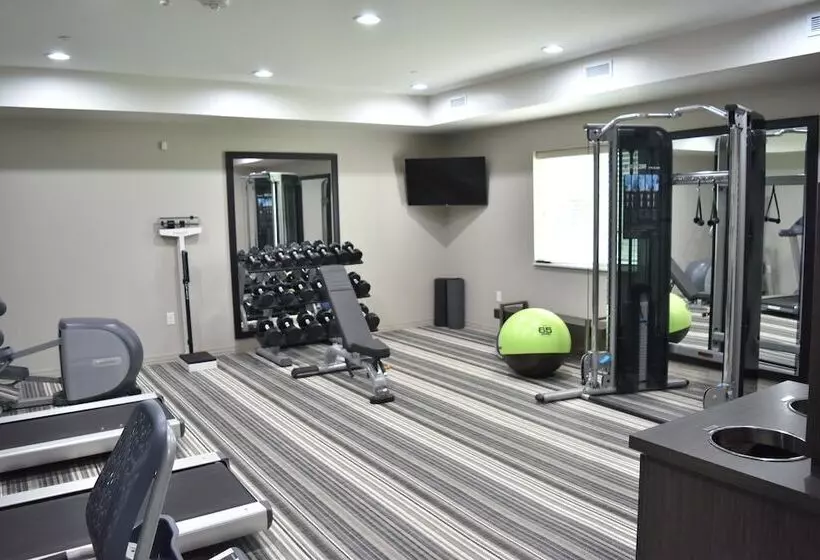 호텔 Candlewood Suites Independence, An Ihg