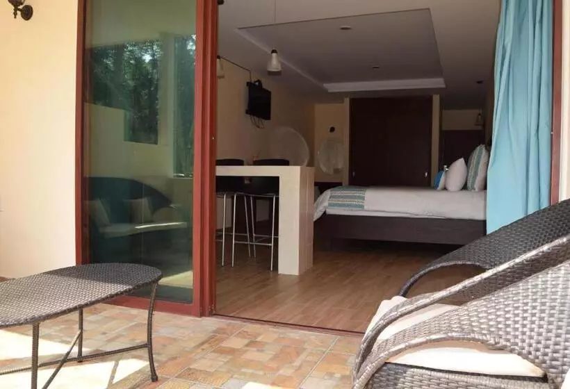 فندق Chapala Country