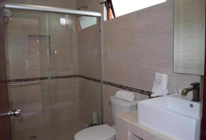 فندق Chapala Country