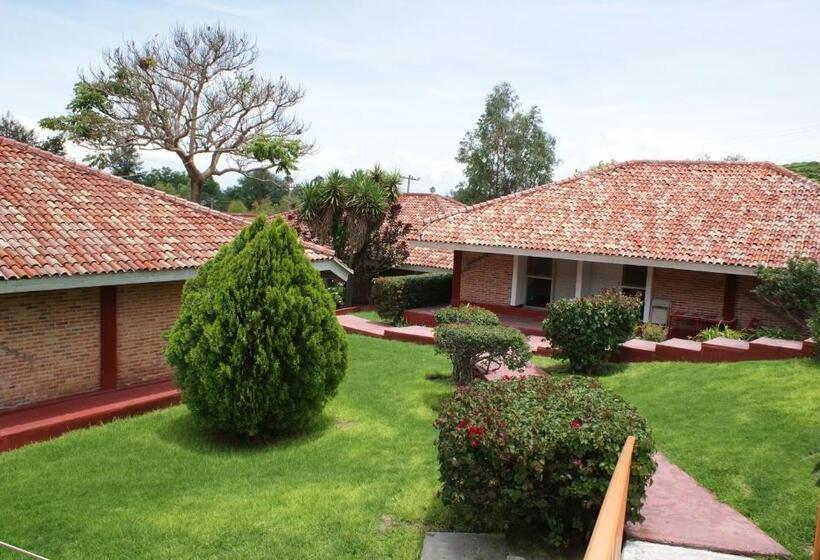 فندق Chapala Country