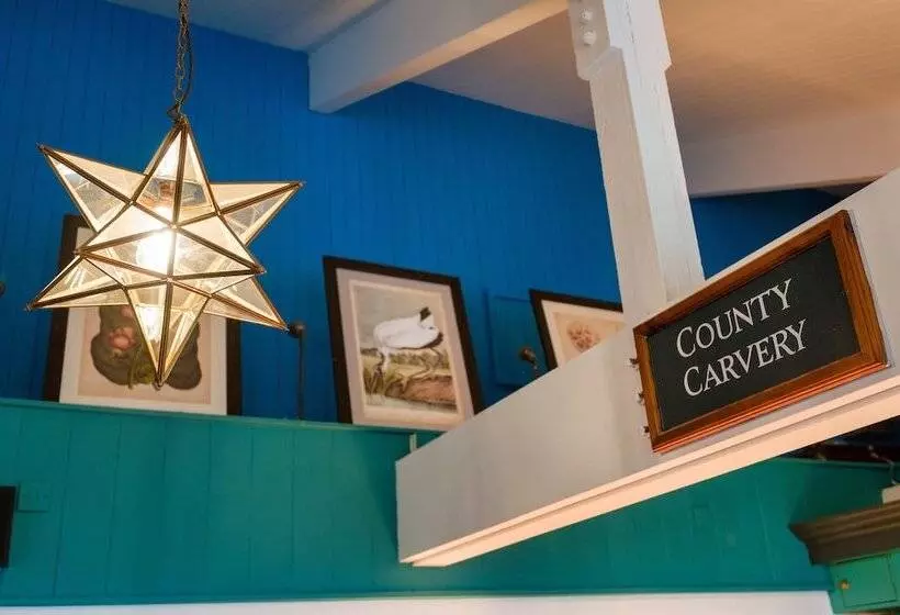 ホテル County Arms