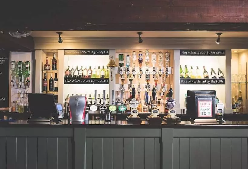 ホテル County Arms