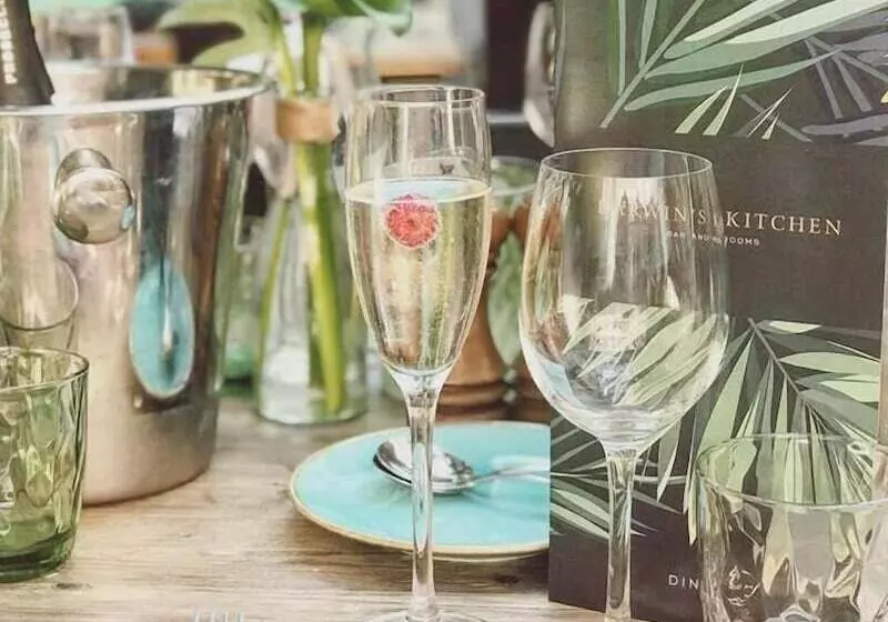 ホテル Darwins Kitchen