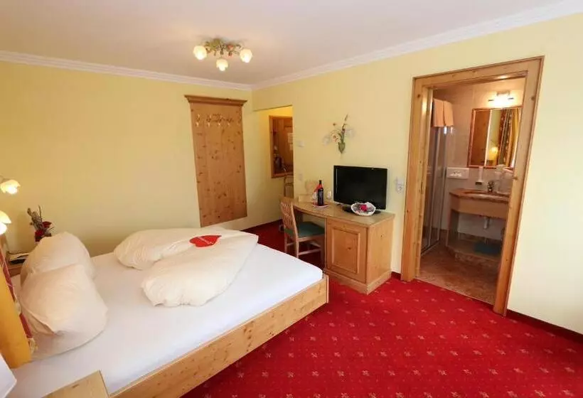 ホテル Gasthof Bacher