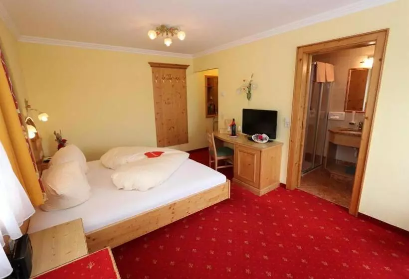 ホテル Gasthof Bacher