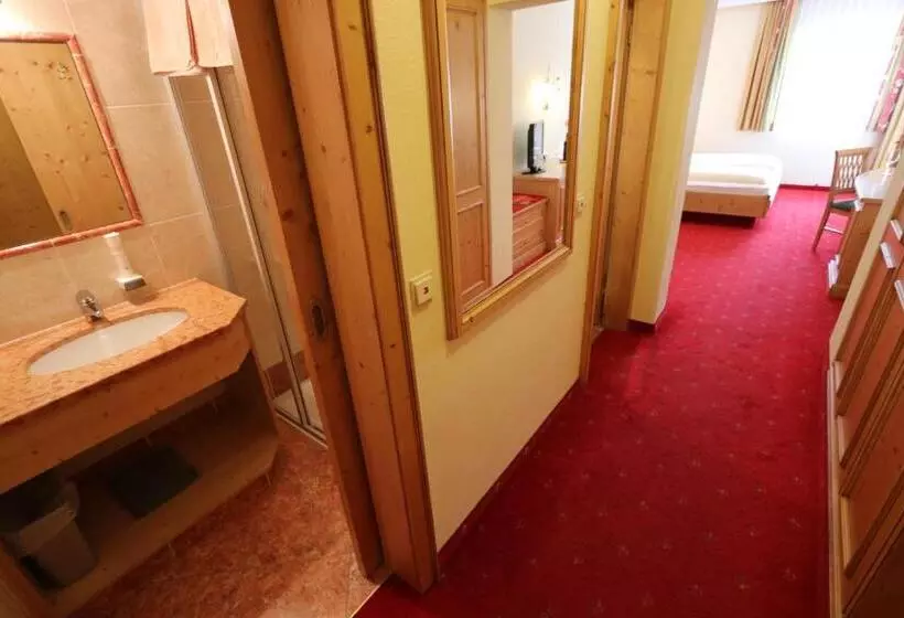 ホテル Gasthof Bacher