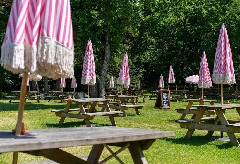 Отель High Corner Inn