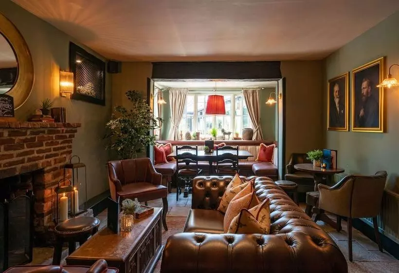 Отель High Corner Inn