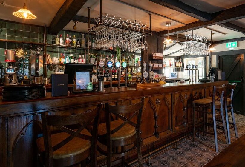 ホテル High Corner Inn