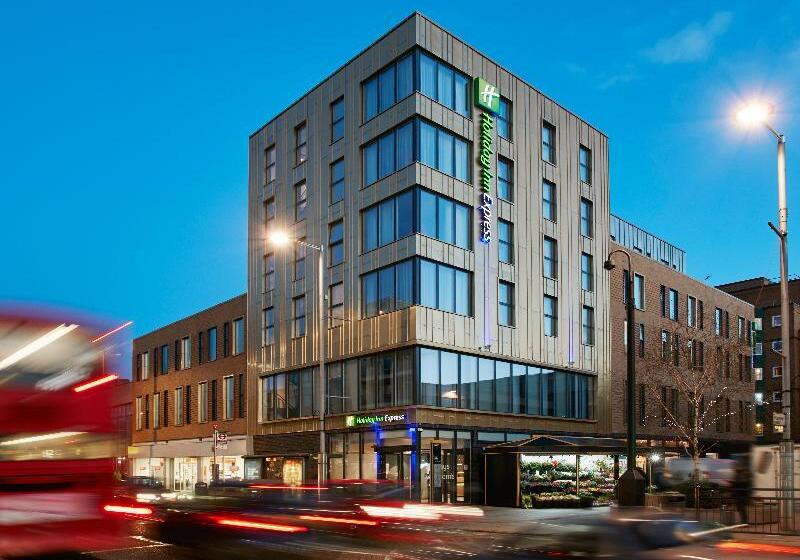 酒店 Holiday Inn Express Londonealing