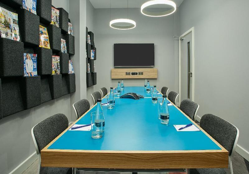 酒店 Holiday Inn Express Londonealing