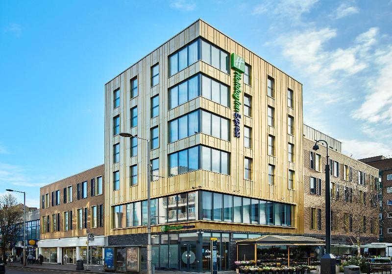 酒店 Holiday Inn Express Londonealing