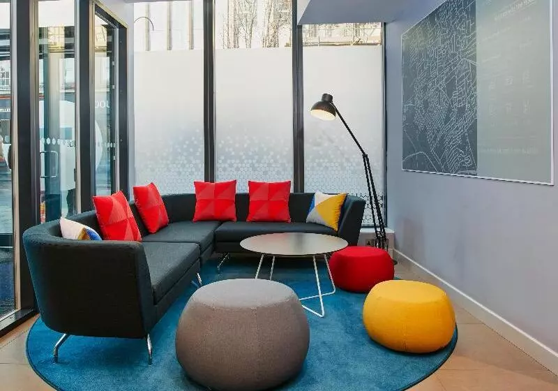 ホテル Holiday Inn Express Londonealing