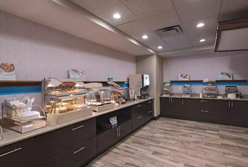 ホテル Holiday Inn Express & Suites Austin Nw Four Points, An Ihg