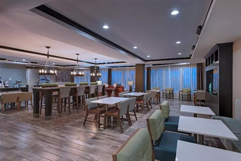 ホテル Holiday Inn Express & Suites Austin Nw Four Points, An Ihg
