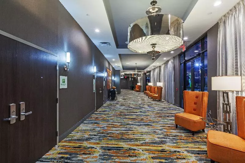Отель Holiday Inn Houston Ne Bush Airport Area, An Ihg