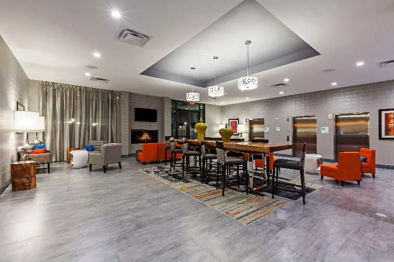 Отель Holiday Inn Houston Ne Bush Airport Area, An Ihg