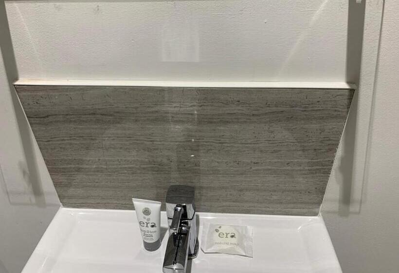 فندق Imperial Salford