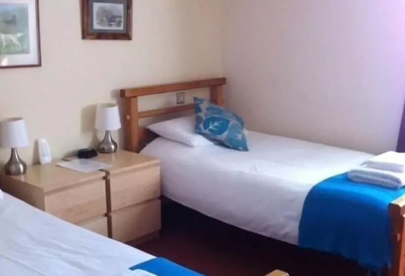 Hôtel Leaking Well, Dunhampton