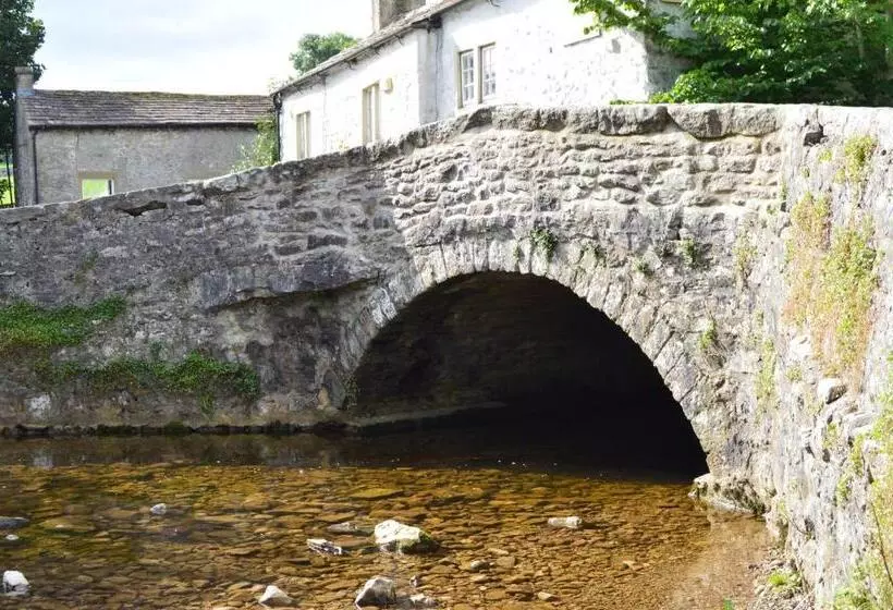 فندق The Buck Inn, Malham