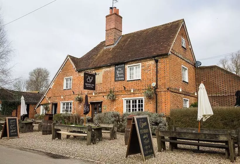 Hotel The Bull Inn Pub