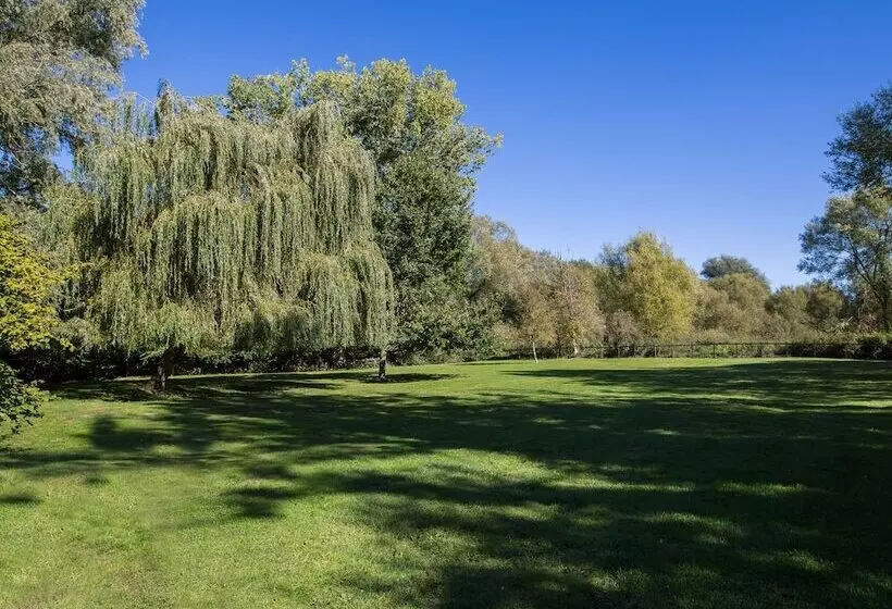 Hotel The Bull Inn Pub