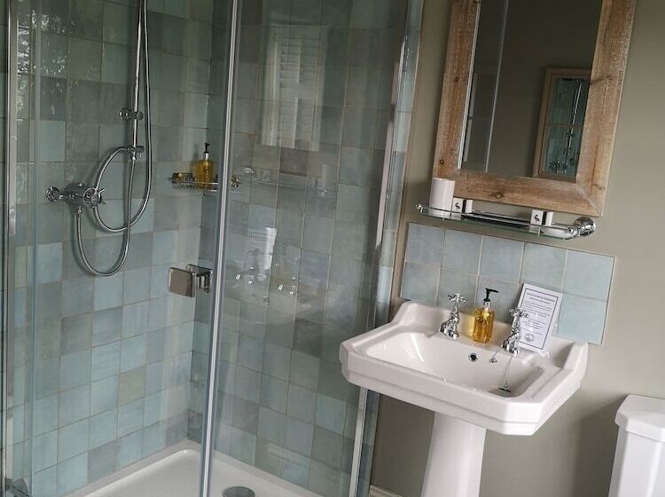 בית מלון כפרי The Steam Packet Inn