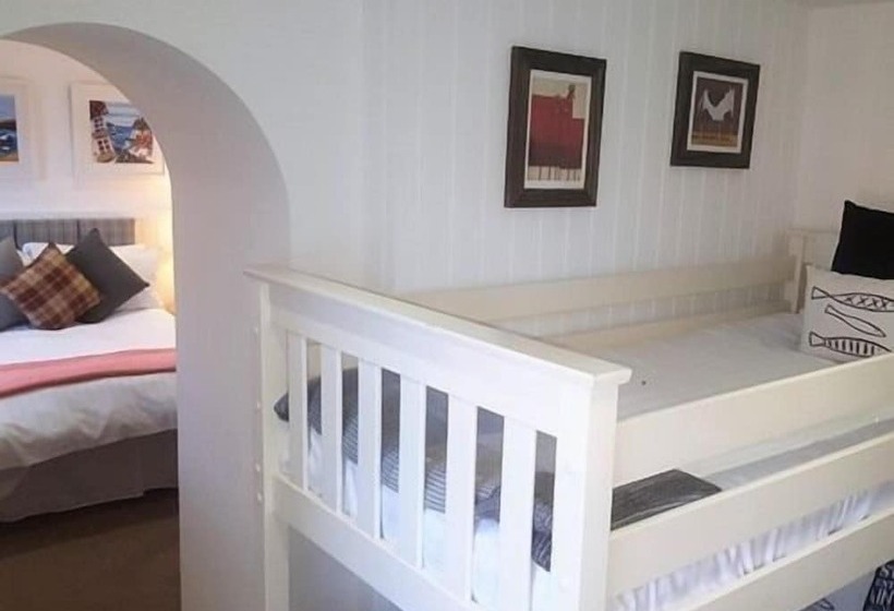 בית מלון כפרי The Steam Packet Inn