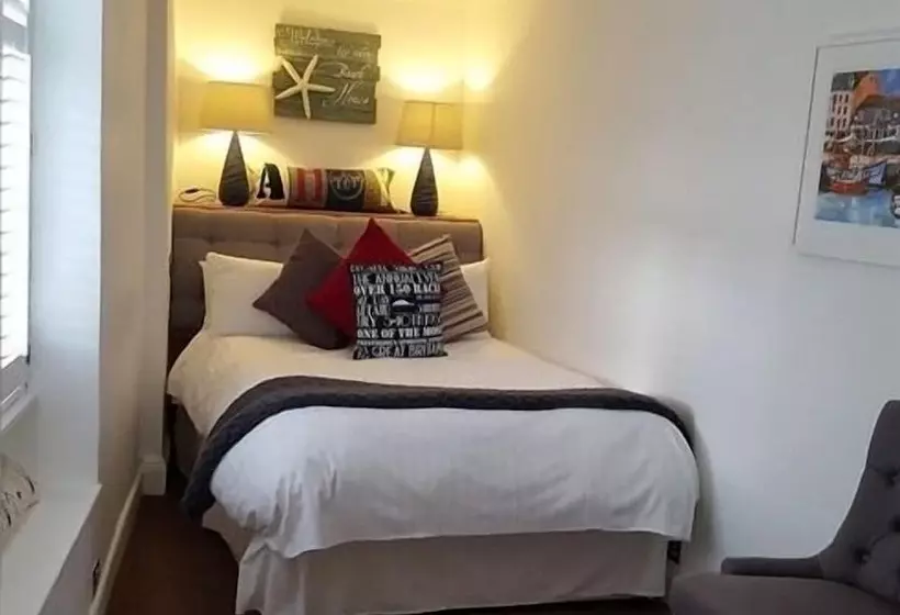 호텔 The Steam Packet Inn