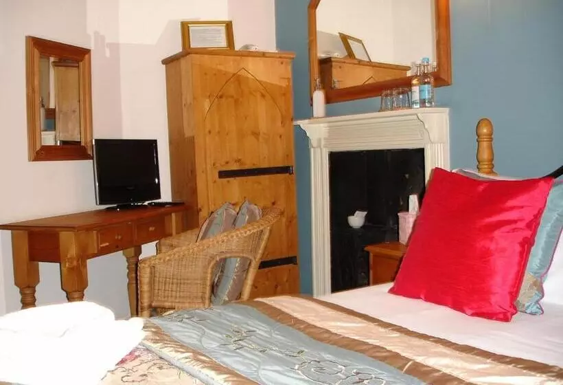 فندق The Tollgate Inn