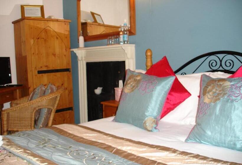 فندق The Tollgate Inn