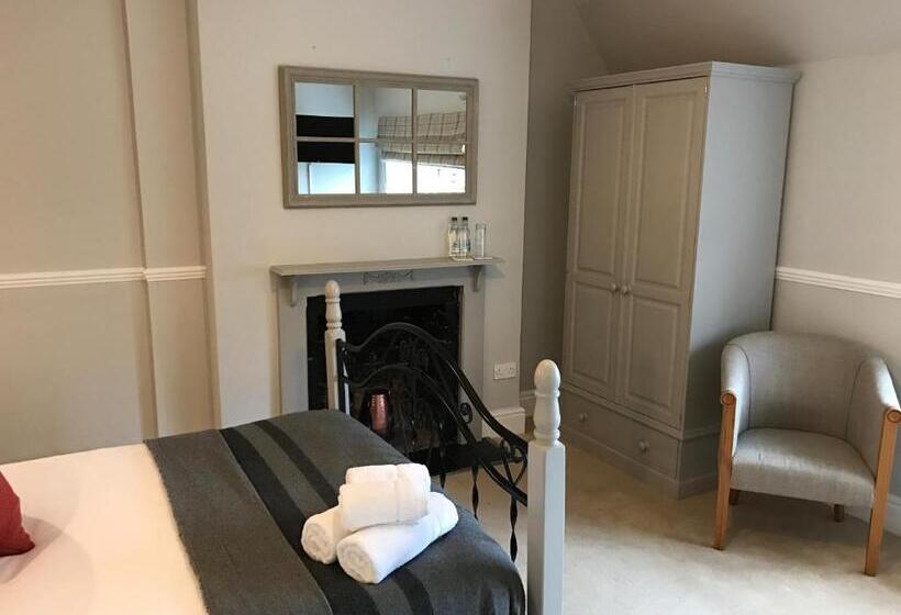 فندق The Tollgate Inn