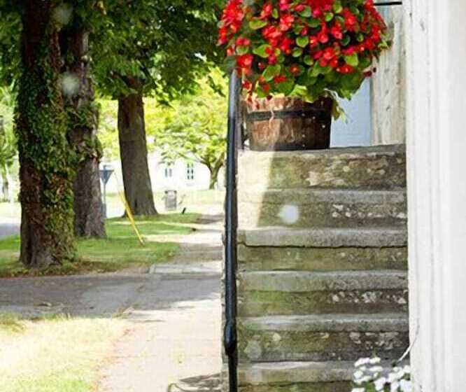 فندق The Tollgate Inn