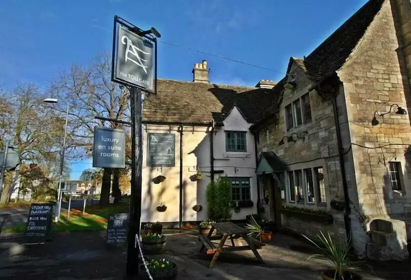 فندق The Tollgate Inn