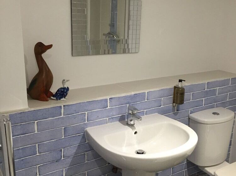 فندق The Tollgate Inn