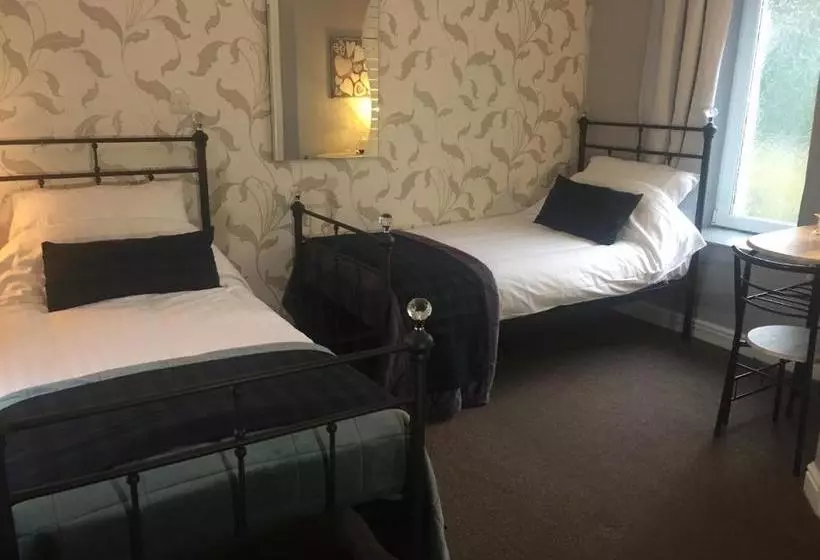 膳宿费 The Auld Cairn