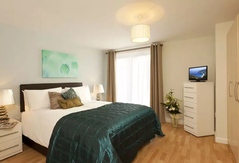 Saco Bracknell  Summer Place