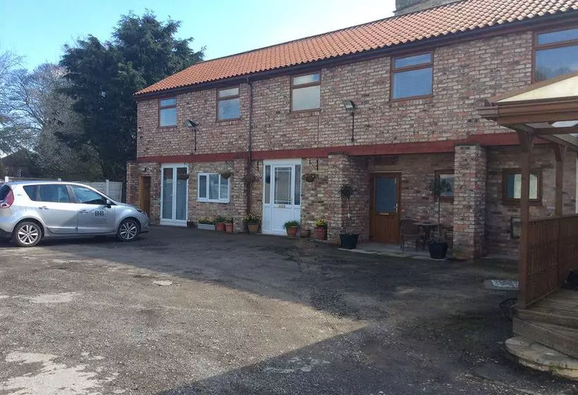 Shiptonthorpe Arms B&b