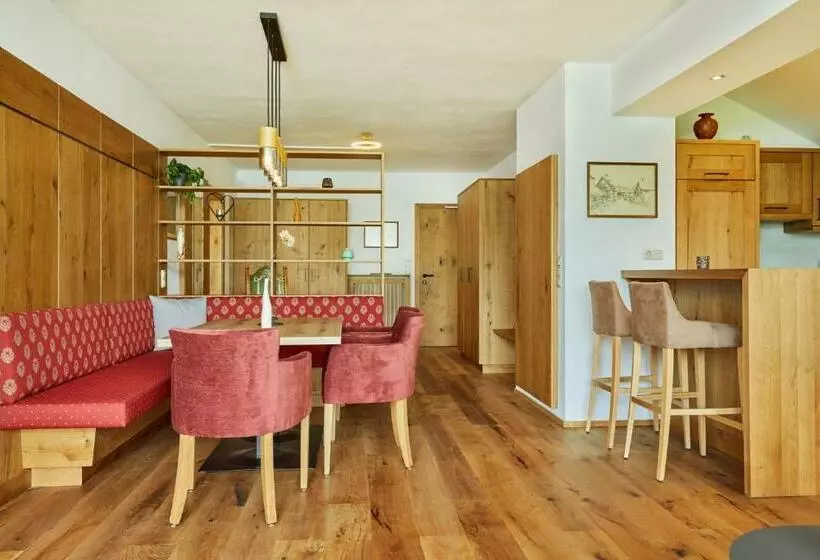 Appartementhaus Dachsteinblick Mit Indoorpool Und Sauna