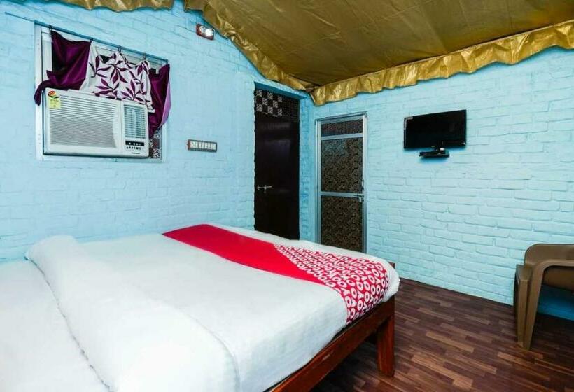 בית מלון כפרי Oyo Flagship 43914 Rs Woods