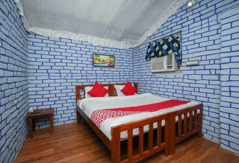 בית מלון כפרי Oyo Flagship 43914 Rs Woods