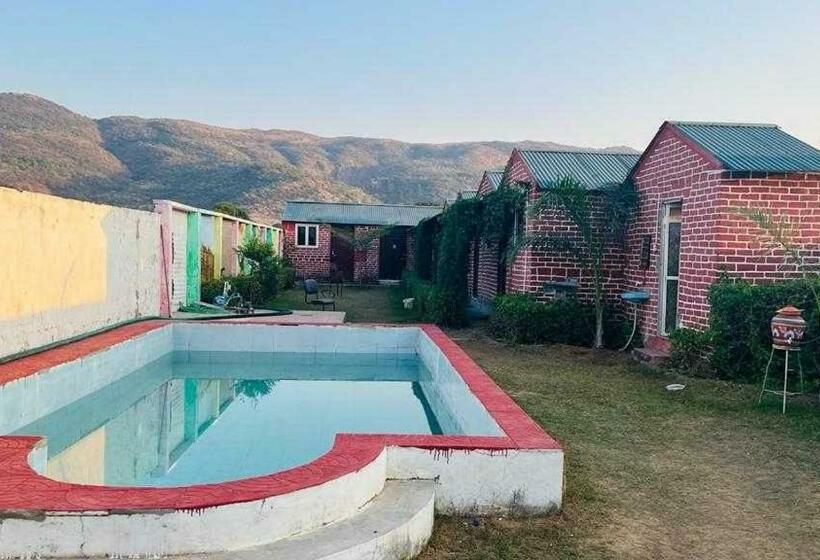 בית מלון כפרי Oyo Flagship 43914 Rs Woods