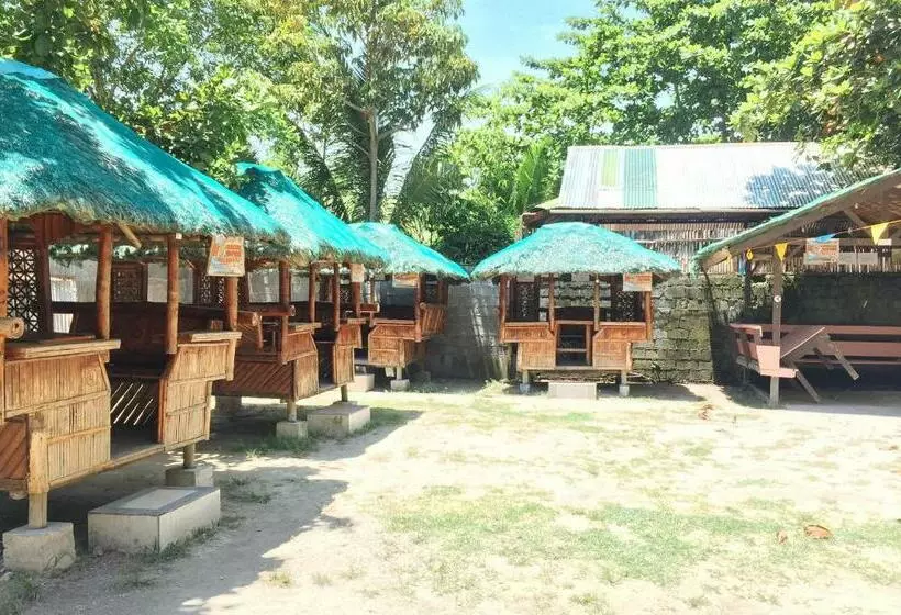 ホテル Reddoorz @ Altavista Beach Resort Samal